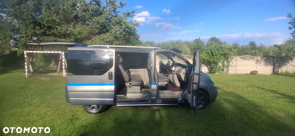 Renault Trafic - 13