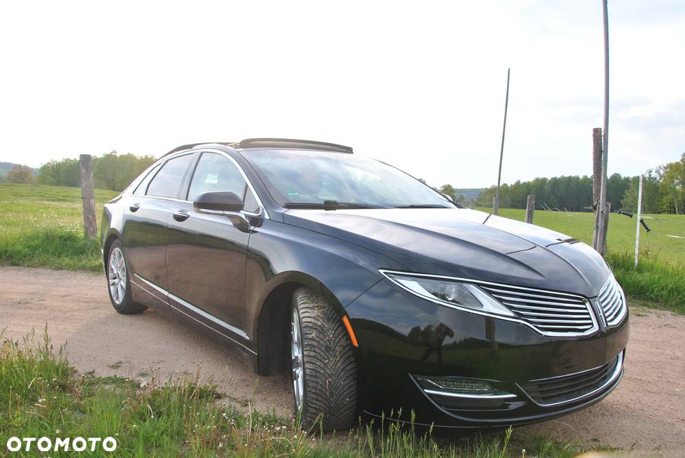 Lincoln MKZ - 2
