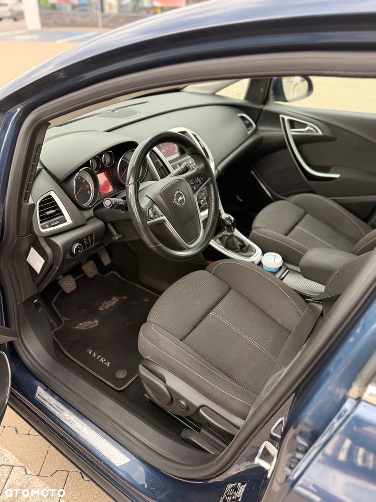 Opel Astra 1.4 T Edition 150 - 12