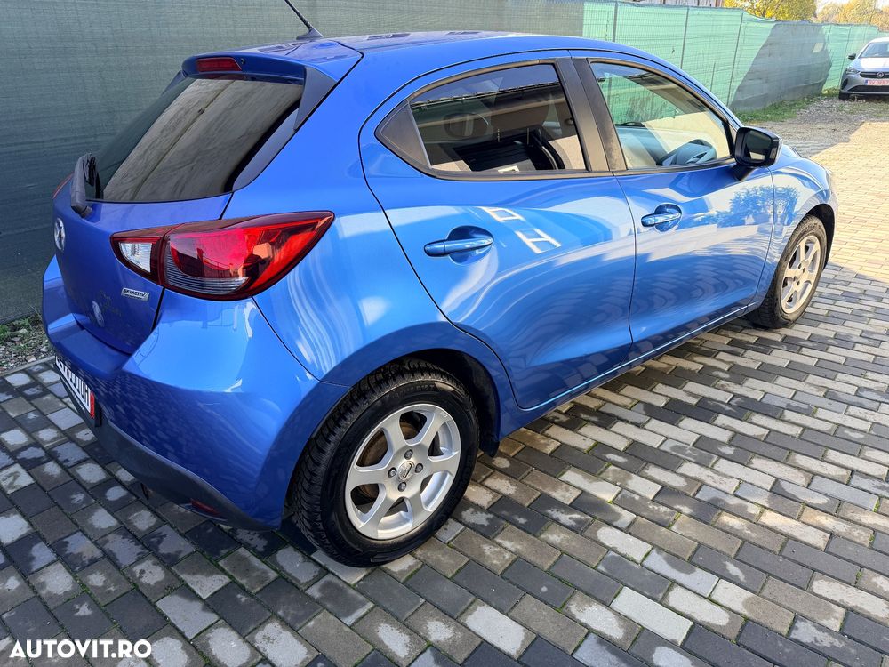 Mazda 2 - 4