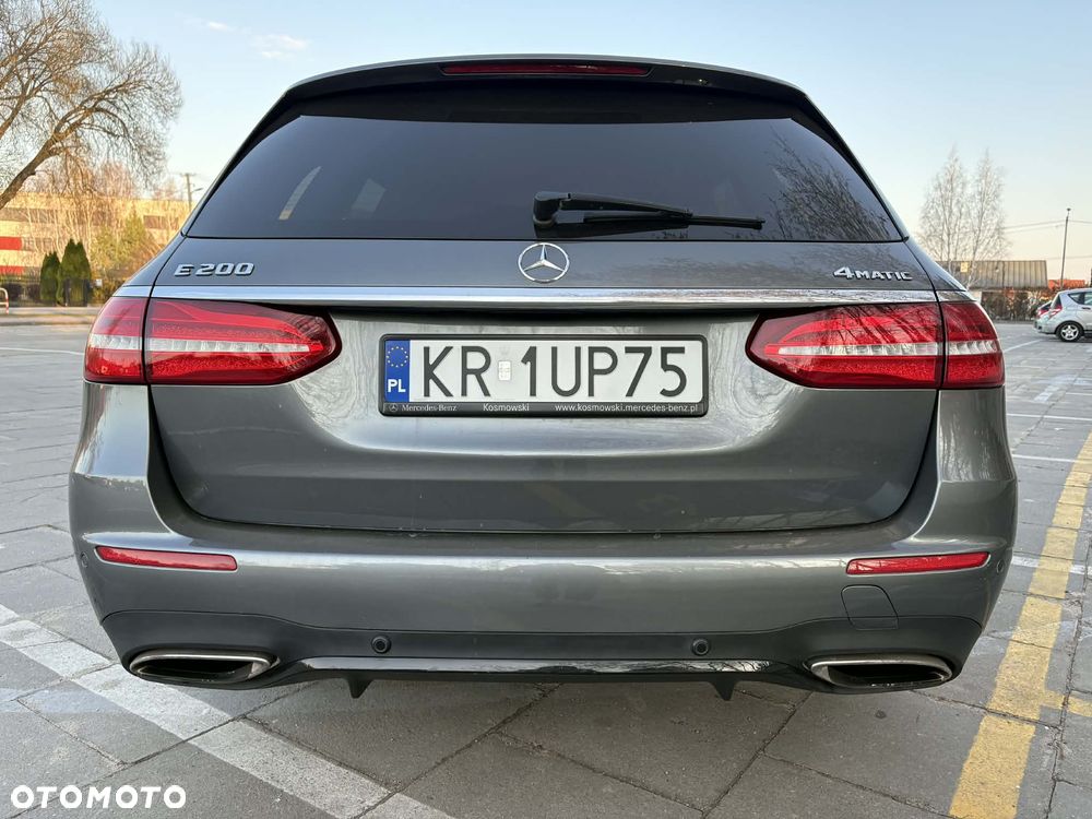 Mercedes-Benz Klasa E 200 4-Matic 9G-TRONIC - 7