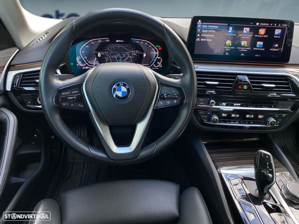 BMW 530 e Line Luxury - 6