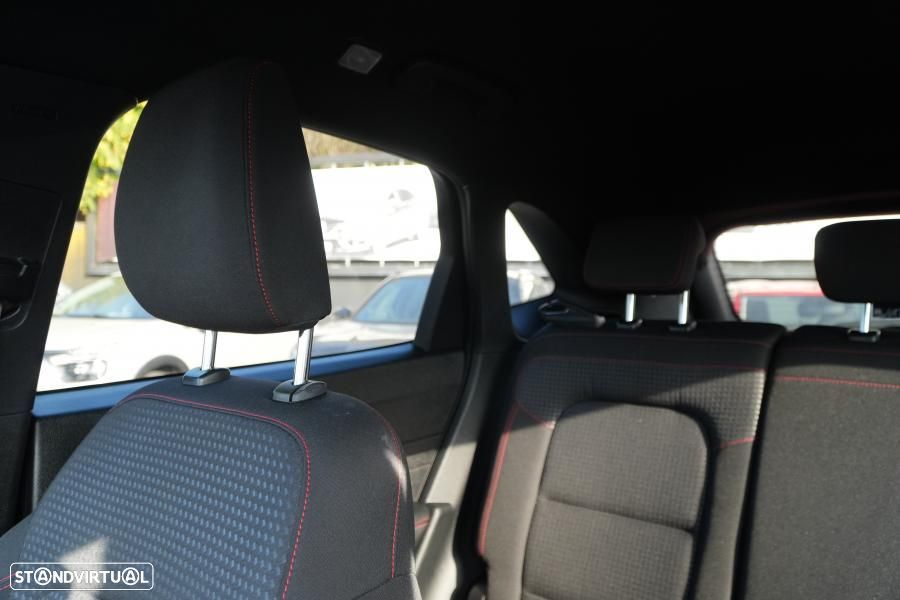 Ford Kuga 1.5 EcoBoost ST-Line - 12