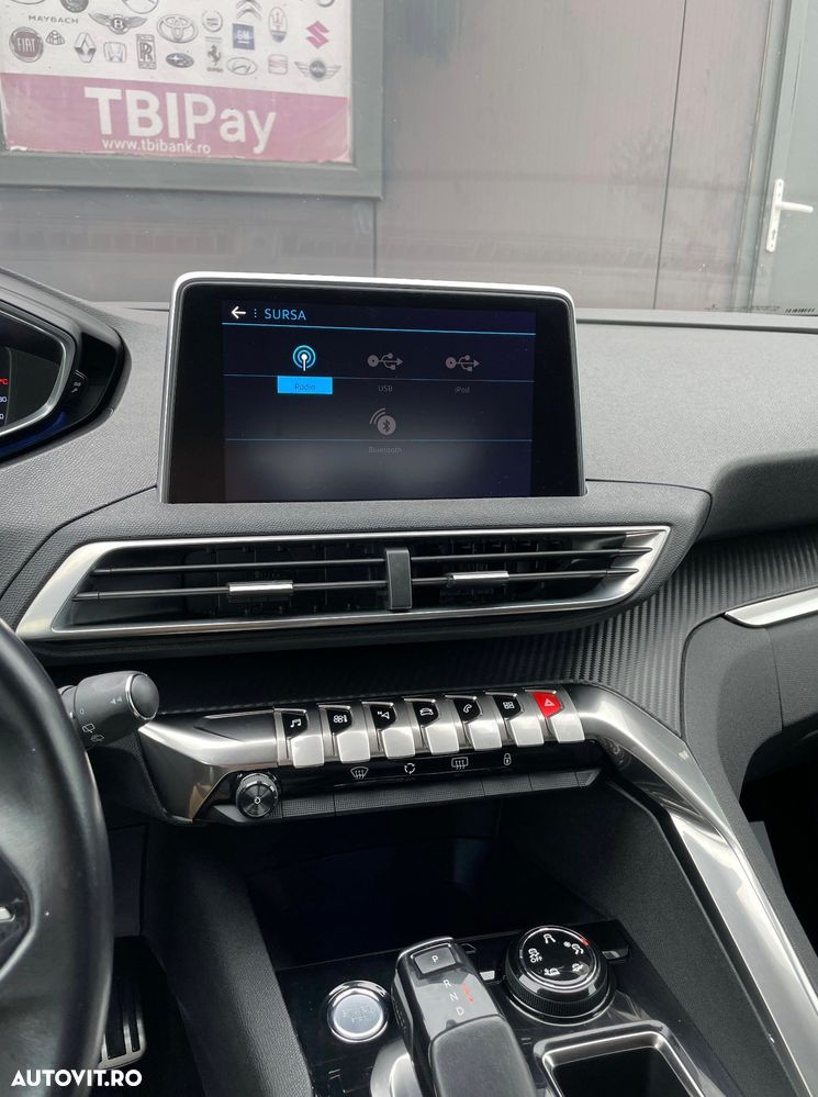 Peugeot 3008 1.2 PureTech 130 EAT8 GT - 16