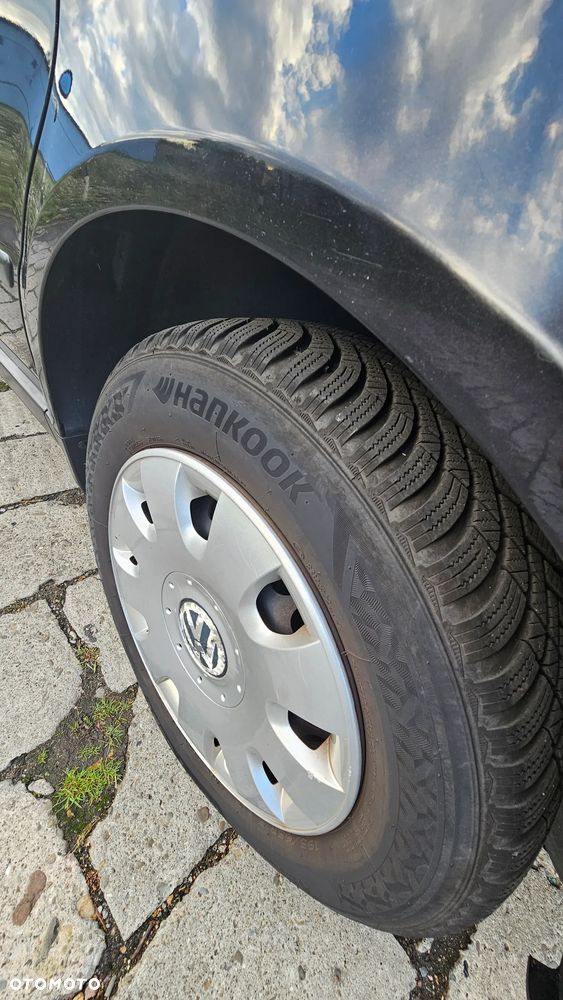 Volkswagen Passat - 18