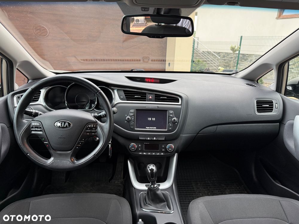 Kia Ceed 1.6 GDI L - 9