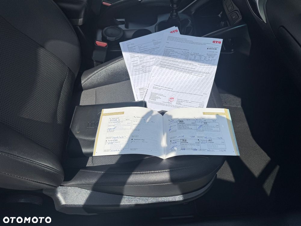 Hyundai ix35 blue 1.6 2WD Finale Gold - 38