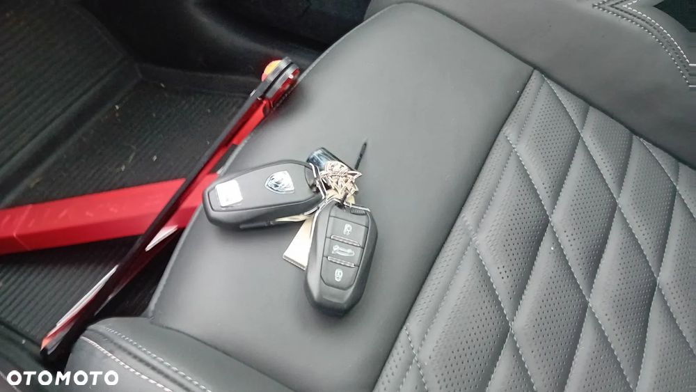 Peugeot 3008 PureTech 130 Stop & Start GPF EAT8 Active Business-Paket - 12
