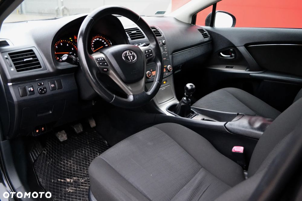 Toyota Avensis 2.0 D-4D Team - 5