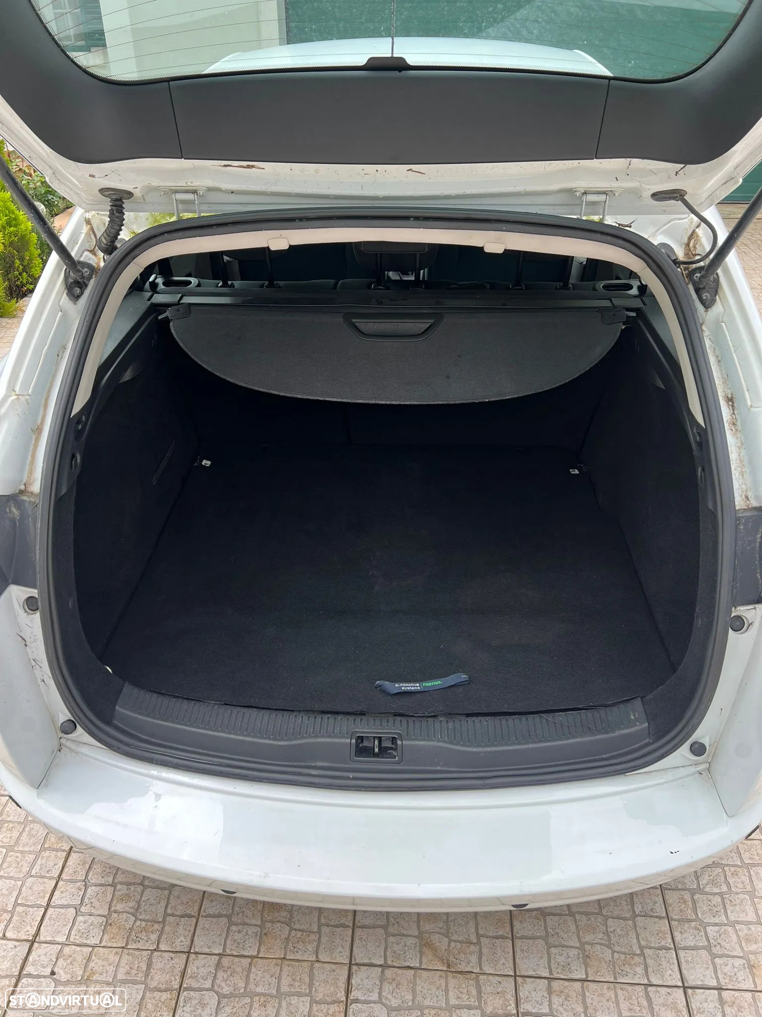 Renault Mégane 1.5 dCi Dynamique - 4