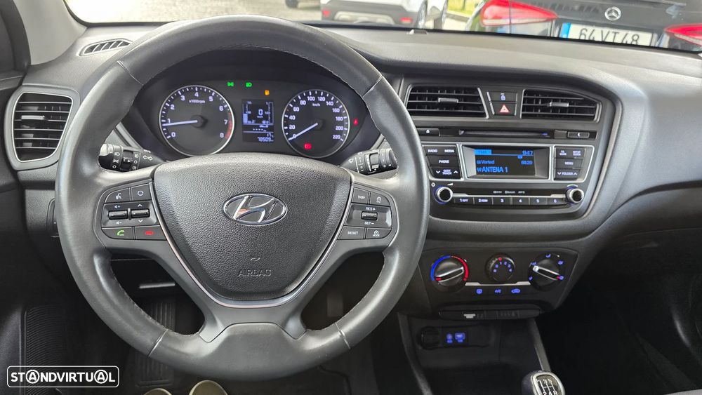 Hyundai i20 1.2 Comfort - 20