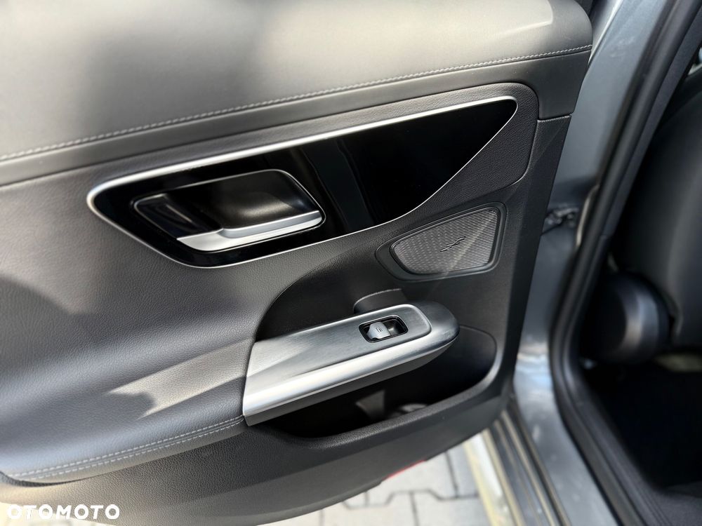 Mercedes-Benz Klasa C 220 d 4Matic 9G-TRONIC AMG Line - 26