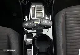 Peugeot e-2008 - 8