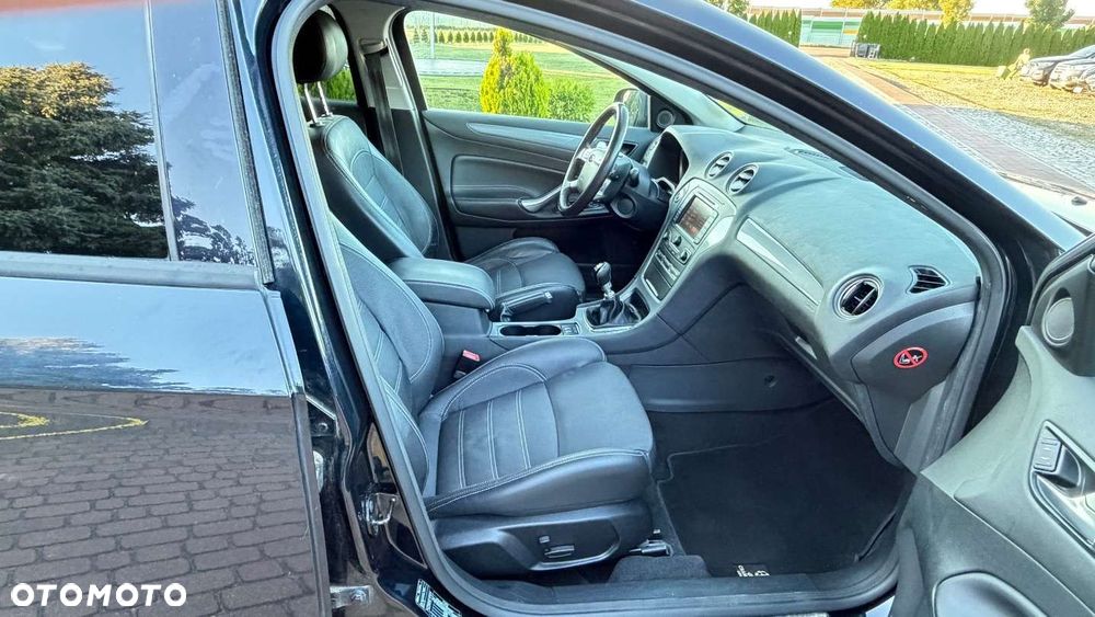 Ford Mondeo - 13