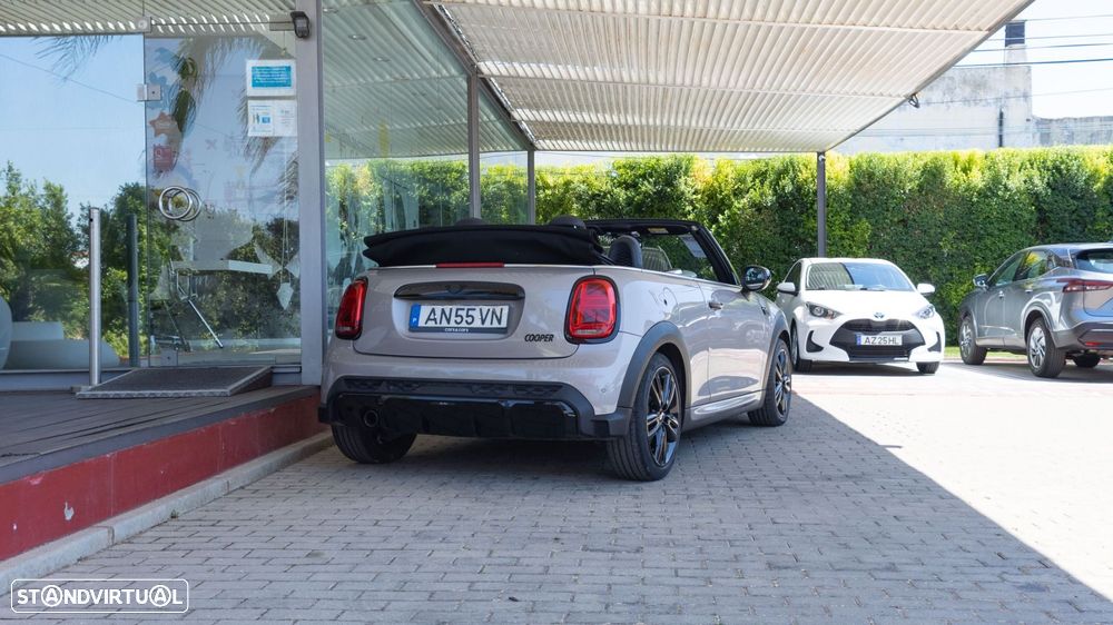 MINI Cabrio Cooper Premium JCW Auto - 4