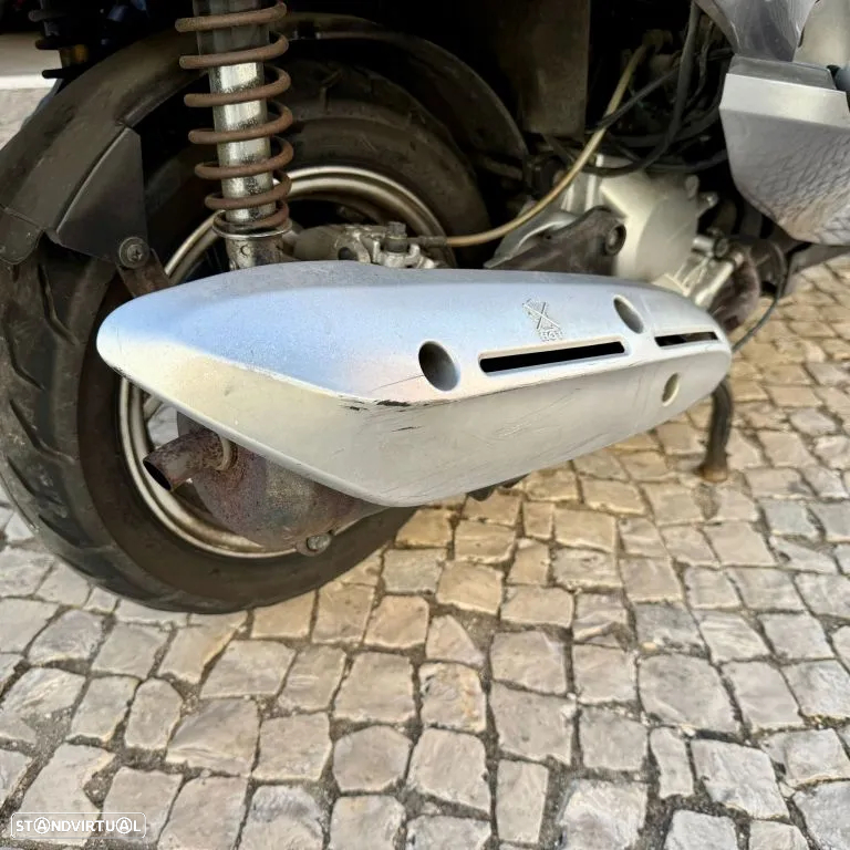 Sym GTS 125 - 13
