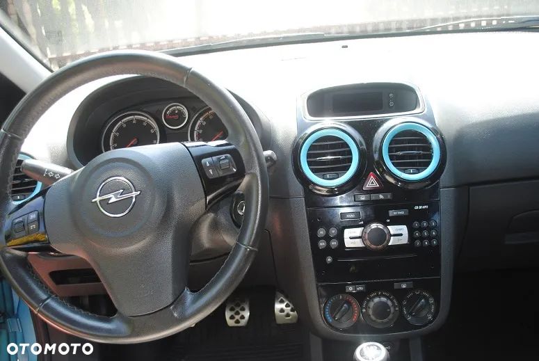 Opel Corsa - 12