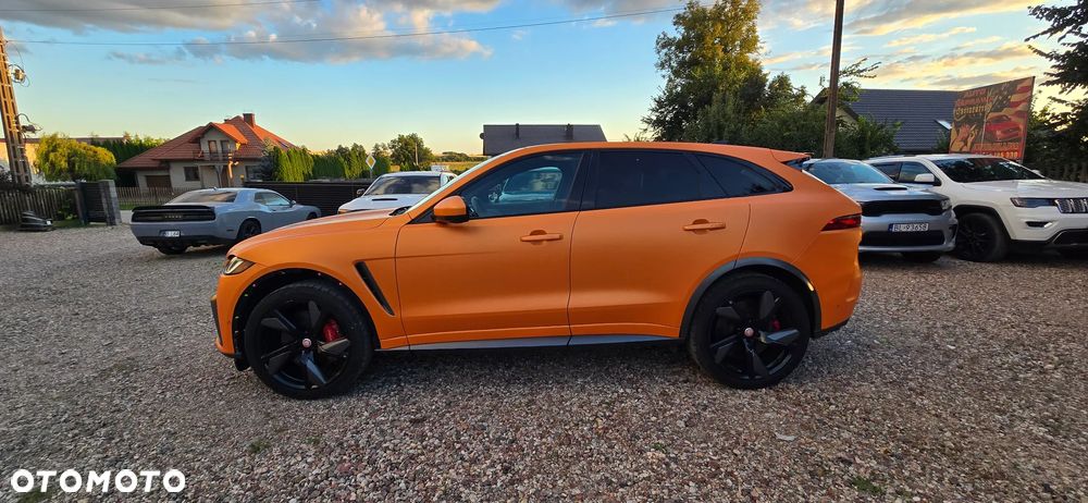 Jaguar F-Pace AWD SVR - 4