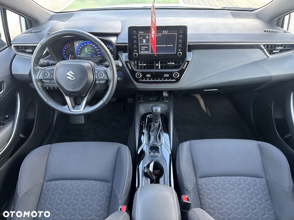 Suzuki Swace 1.8 Hybrid Elegance CVT - 11