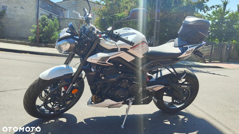 Triumph Street Triple