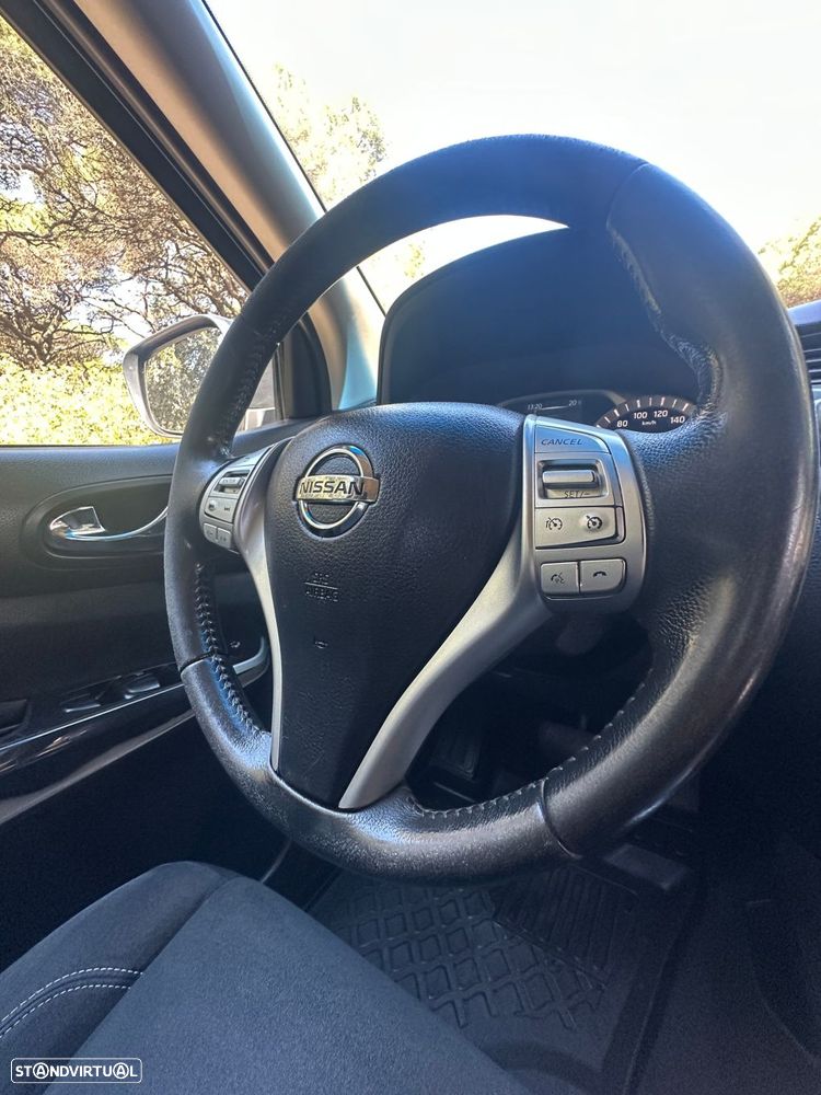 Nissan Navara - 25
