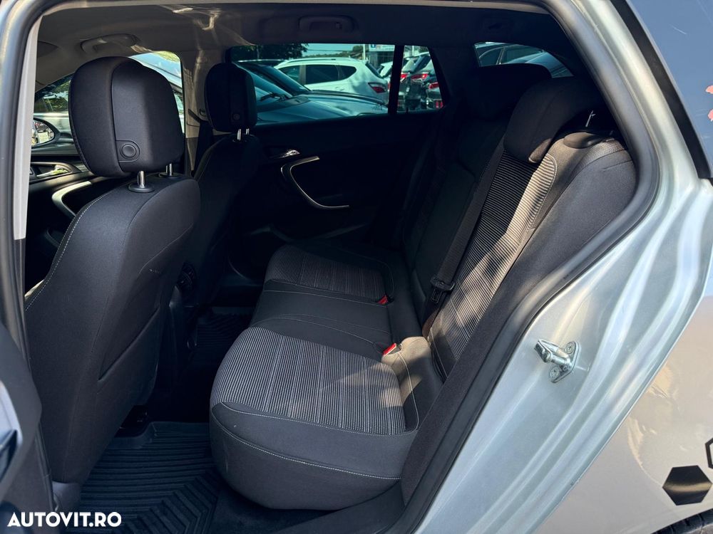 Opel Insignia - 7
