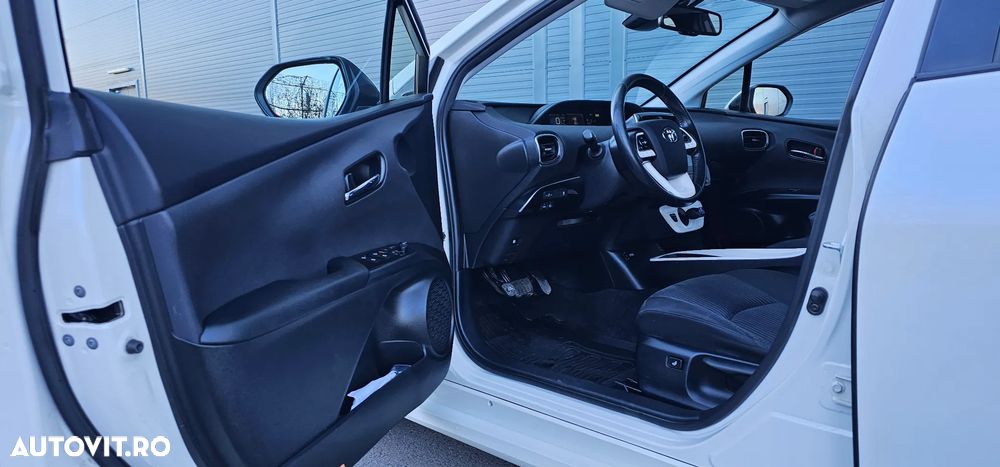 Toyota Prius - 16
