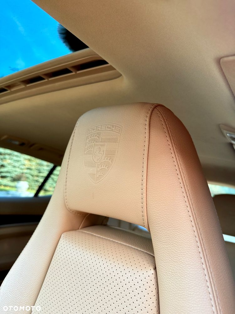 Porsche Panamera Diesel - 26