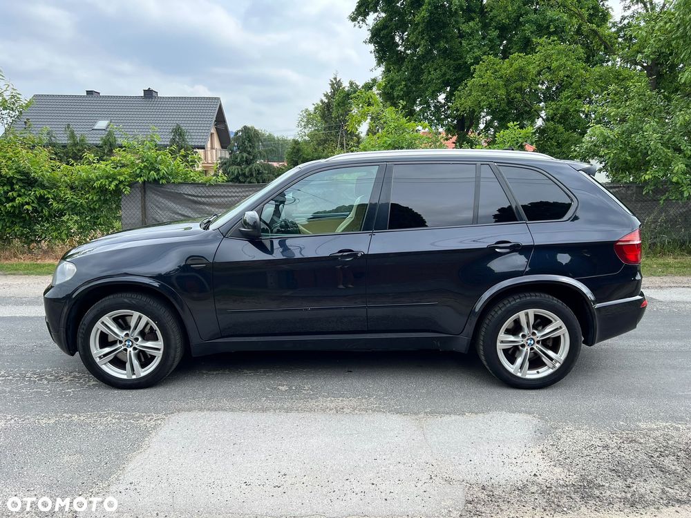 BMW X5 xDrive48i - 8