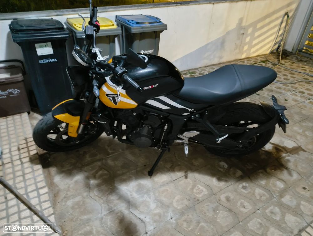 Triumph Trident - 4