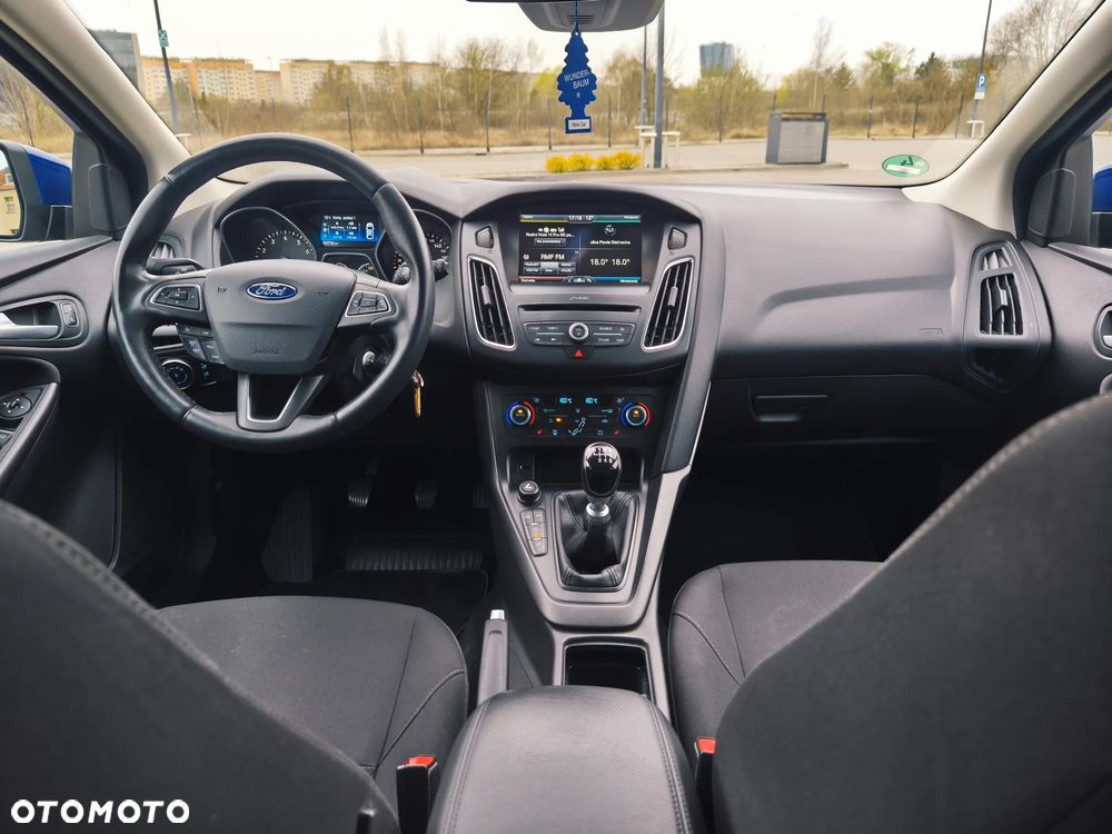 Ford Focus 1.0 EcoBoost Titanium - 17