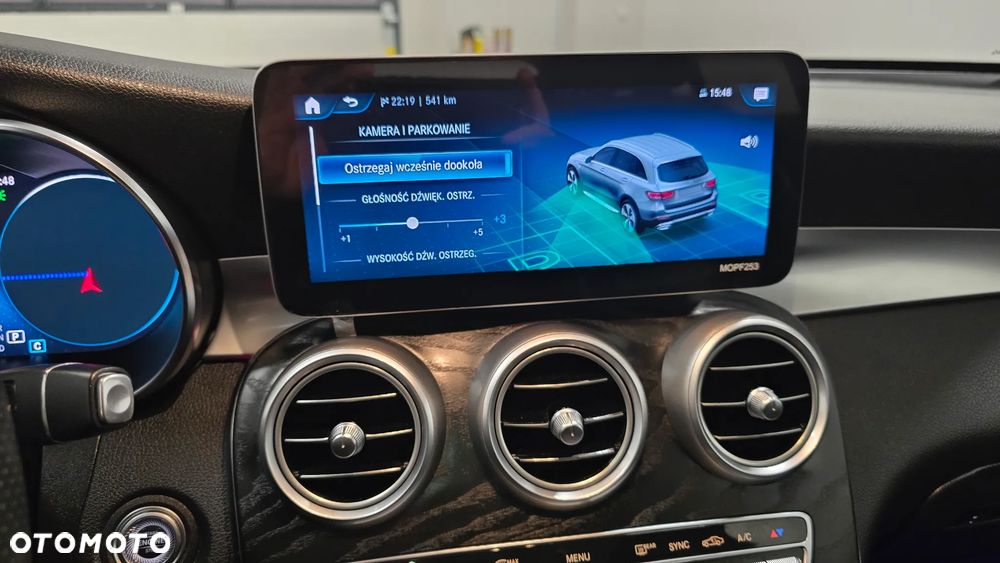 Mercedes-Benz GLC 300 d 4Matic 9G-TRONIC AMG Line Plus - 40
