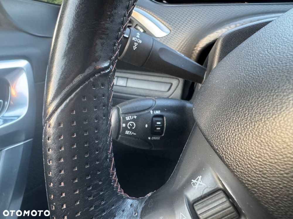Peugeot 2008 PureTech 110 Stop&Start Crossway - 38