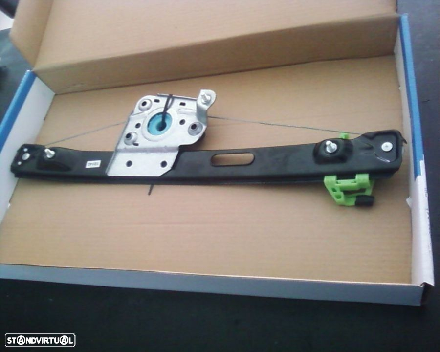 elevador tras BMW 320D E90 2005-2011 (NOVO) - 2