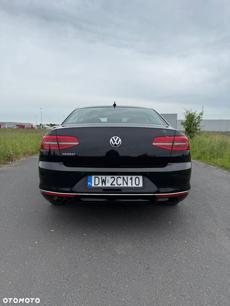 Volkswagen Passat 2.0 TDI BMT 4Mot Highline DSG - 11