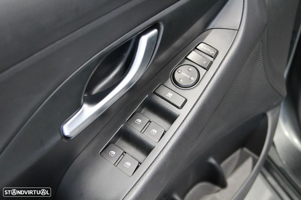 Hyundai i30 1.0 T-GDI Style Plus - 6