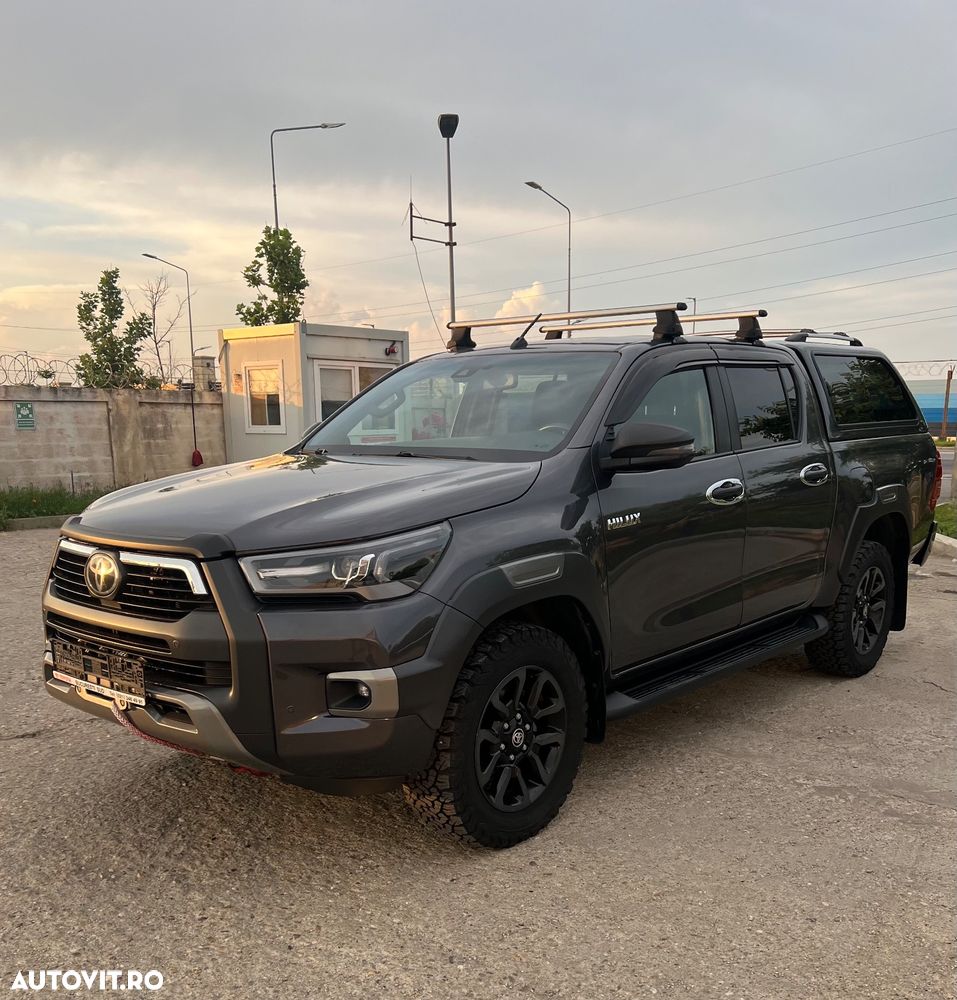 Toyota Hilux 2.8D 204CP 4x4 Double Cab AT Invincible - 3