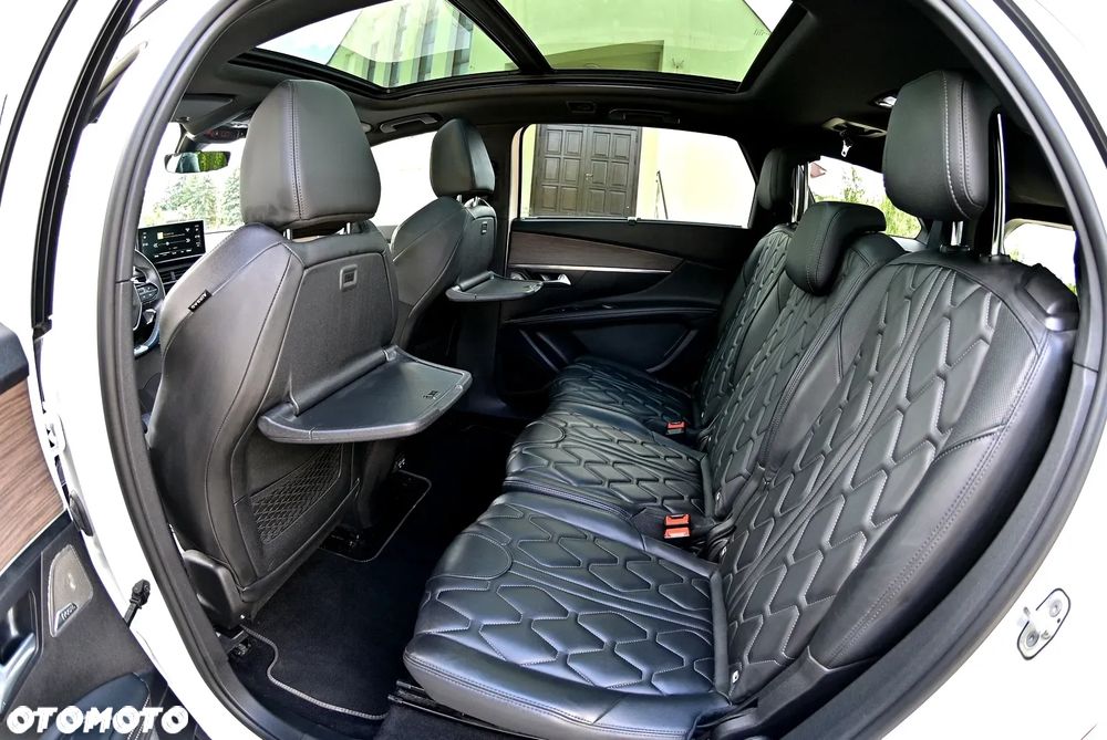 Peugeot 5008 BlueHDi 180 EAT8 GT Pack - 28