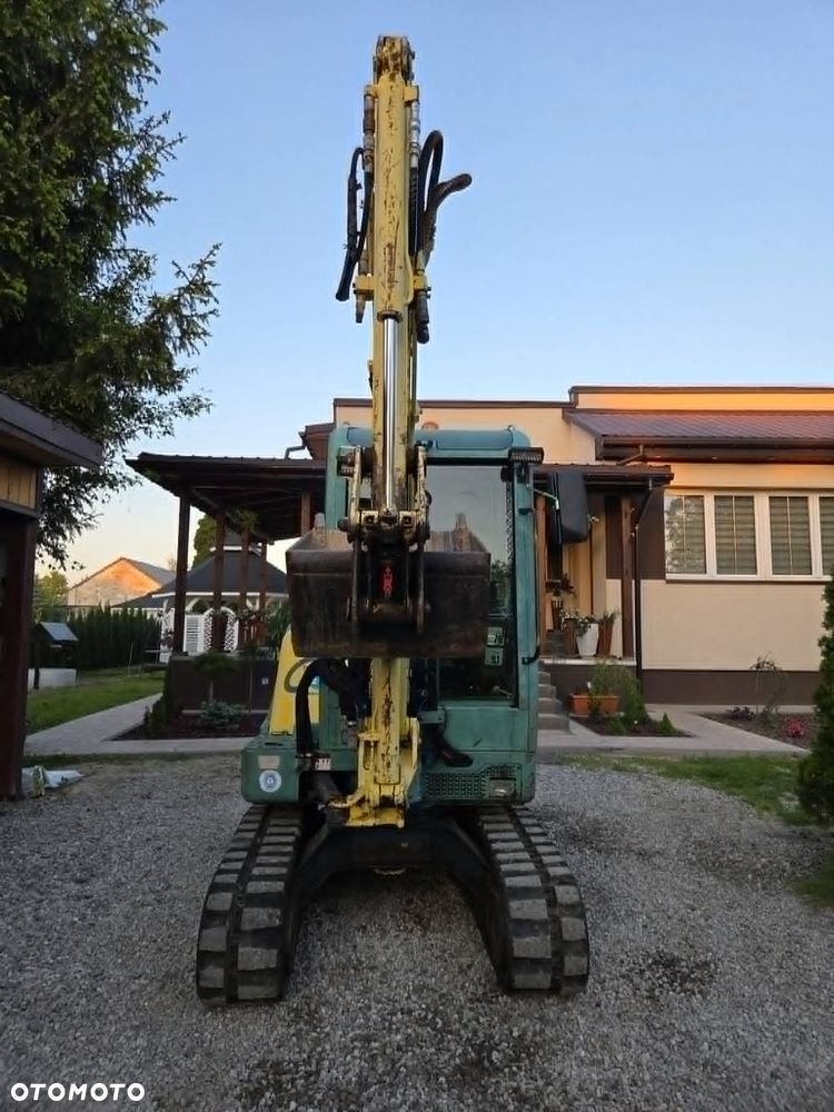 Yanmar B25V - 5