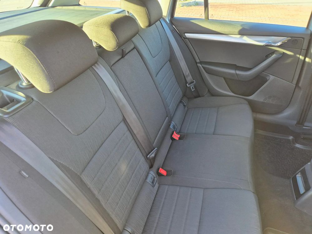 Skoda Octavia 2.0 TDI Style DSG - 22