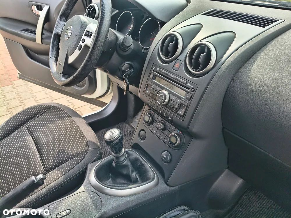 Nissan Qashqai 2.0 Acenta - 19