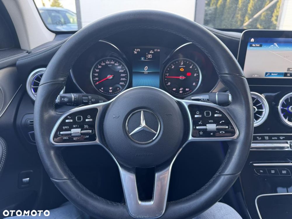 Mercedes-Benz GLC 220 d 4Matic 9G-TRONIC AMG Line - 9