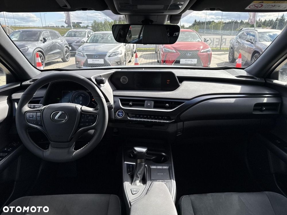 Lexus UX 250h GPF Business Edition 2WD - 16