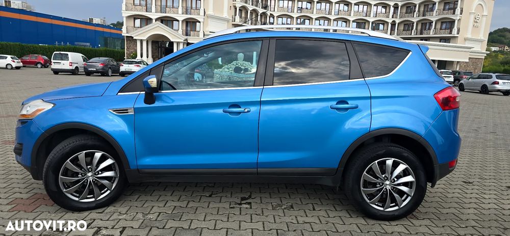 Ford Kuga 2.0 TDCi 4x4 Titanium - 2