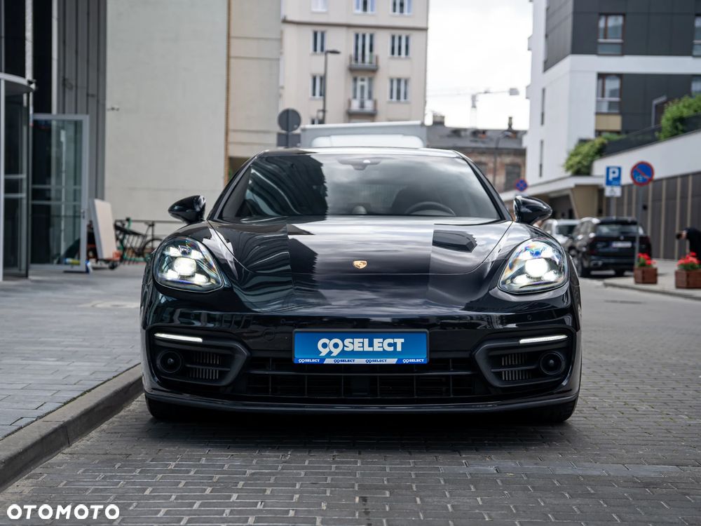 Porsche Panamera 4 Sport Turismo Platinum Edition - 8