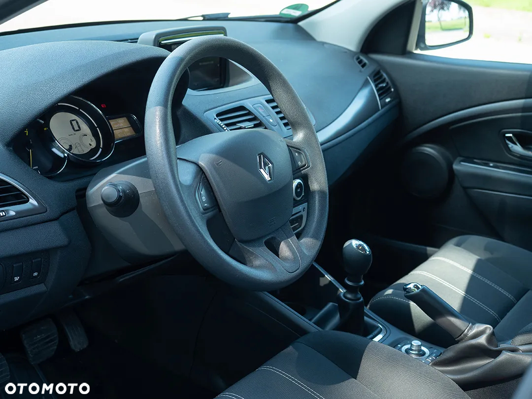 Renault Megane Grandtour ENERGY TCe 115 Start & Stop Authentique - 15