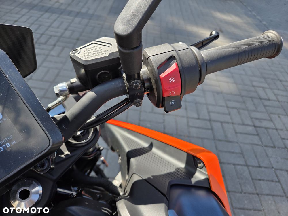 KTM Duke 125 - 33