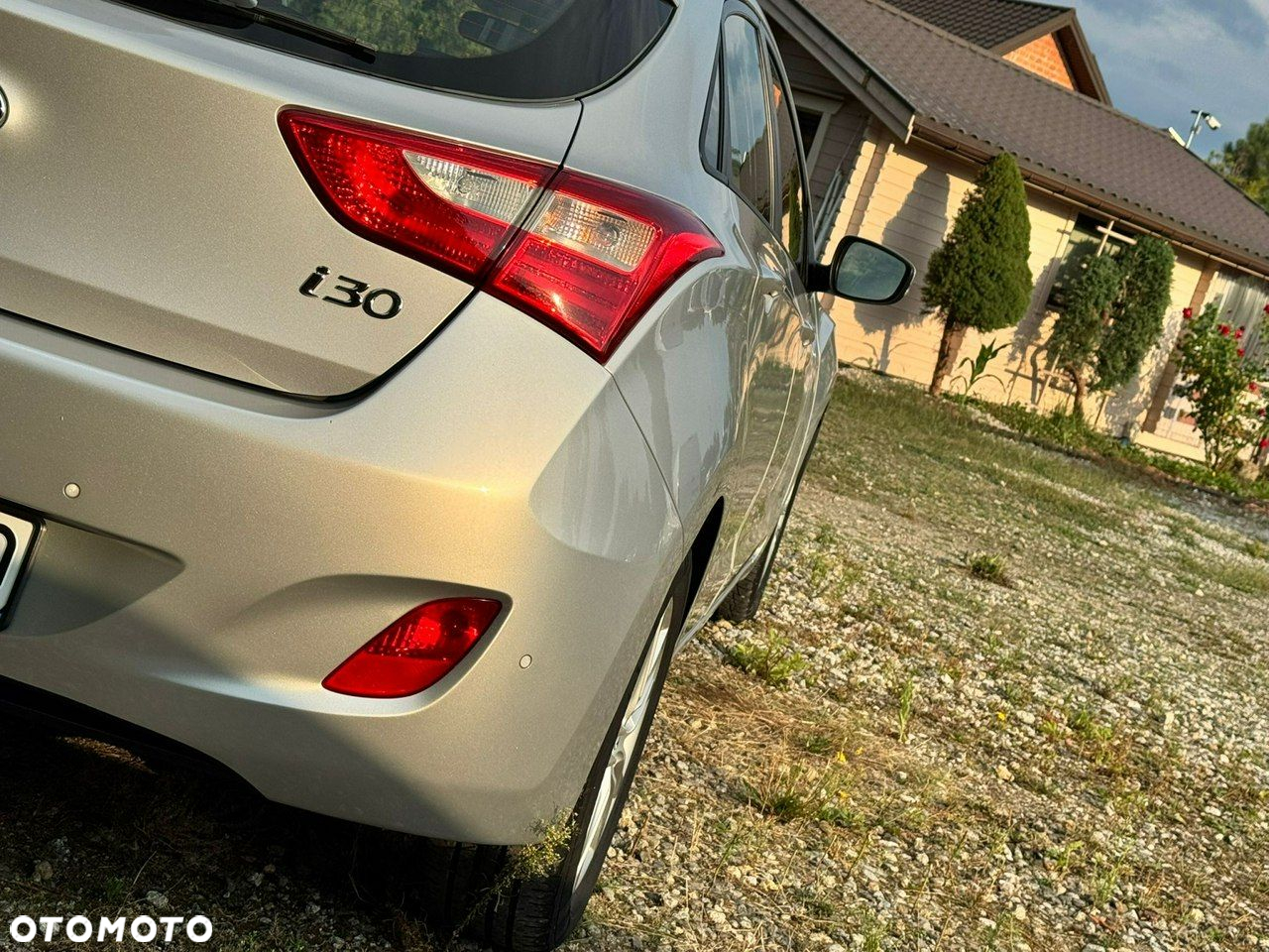 Hyundai i30 1.4 Trend - 14
