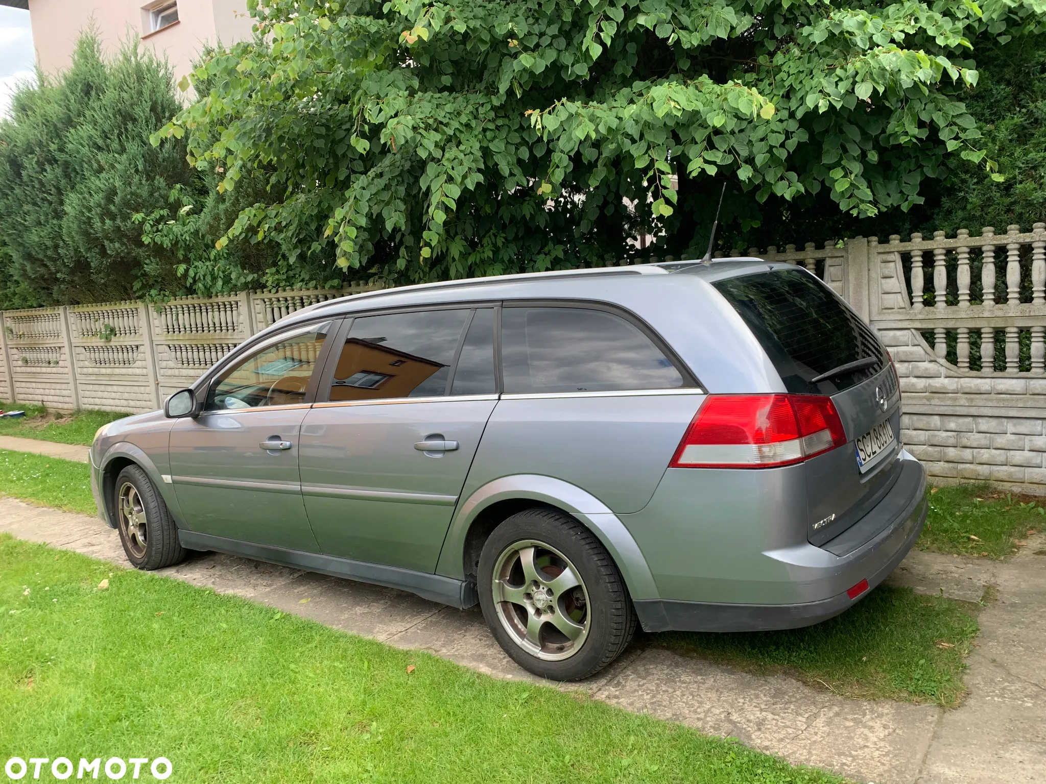 Opel Vectra 1.9 CDTI - 2