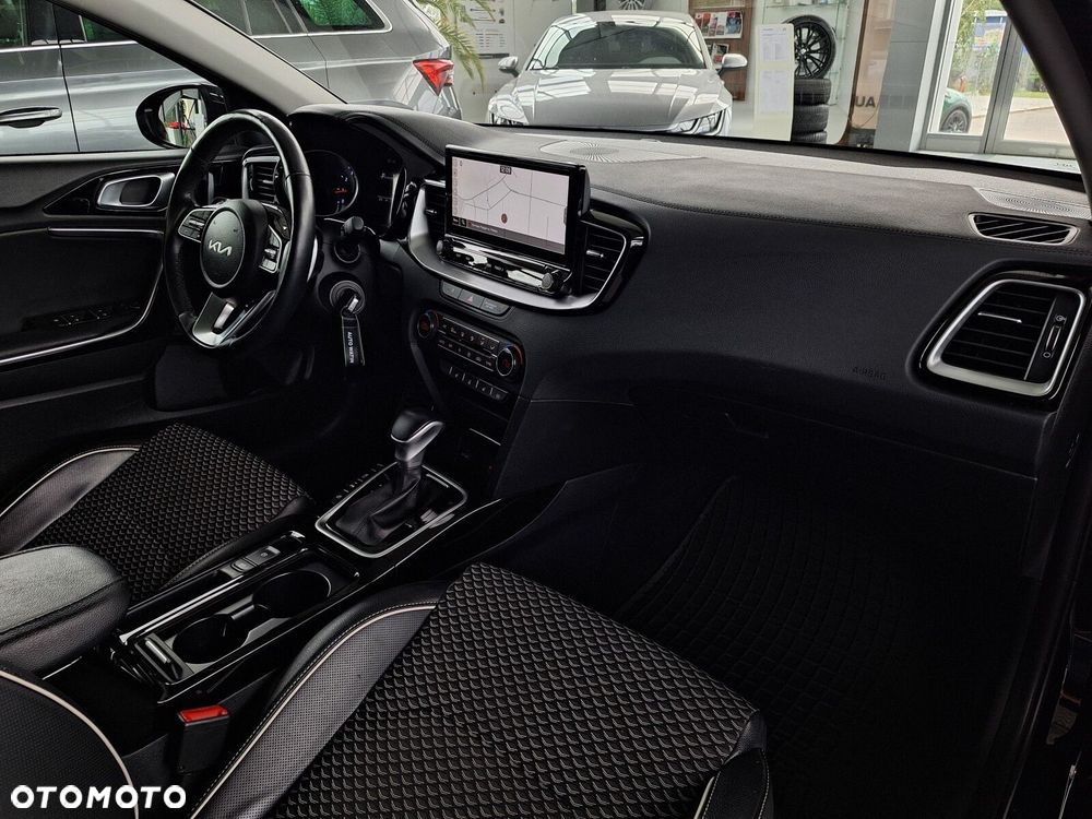 Kia Ceed 1.5 T-GDI Business Line DCT - 20